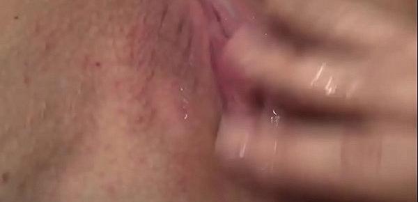  BF Has Magic Fingers! He Can Make Me Squirt In No Time!